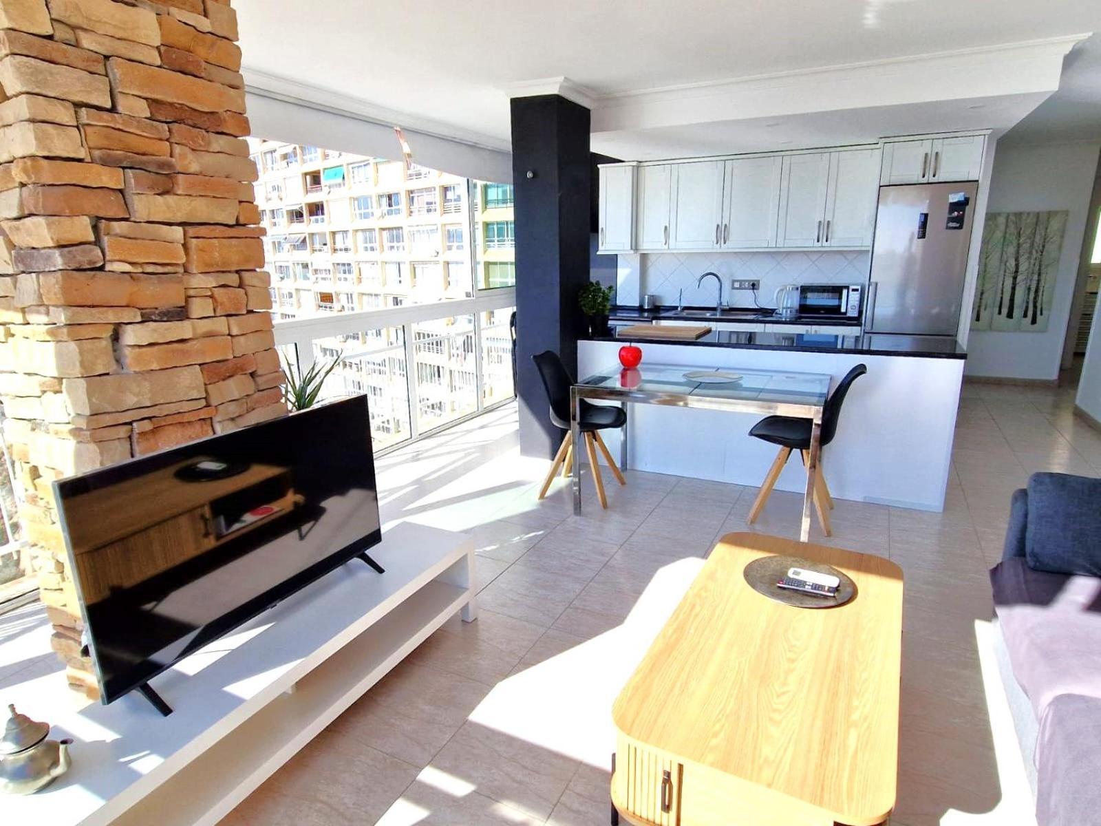Apartamento Vistas al mar. Gran salon. Playa a 1 minuto. WiFi Alicante Exterior foto