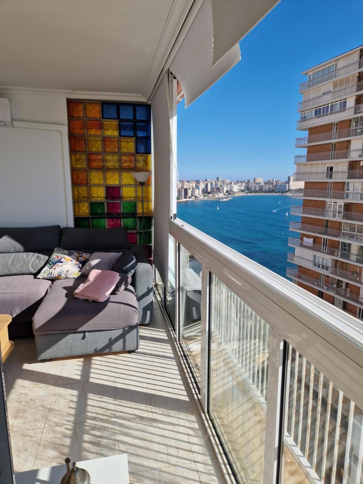 Apartamento Vistas al mar. Gran salon. Playa a 1 minuto. WiFi Alicante Exterior foto